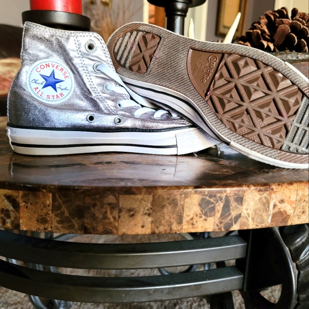 Chuck Taylor Converse